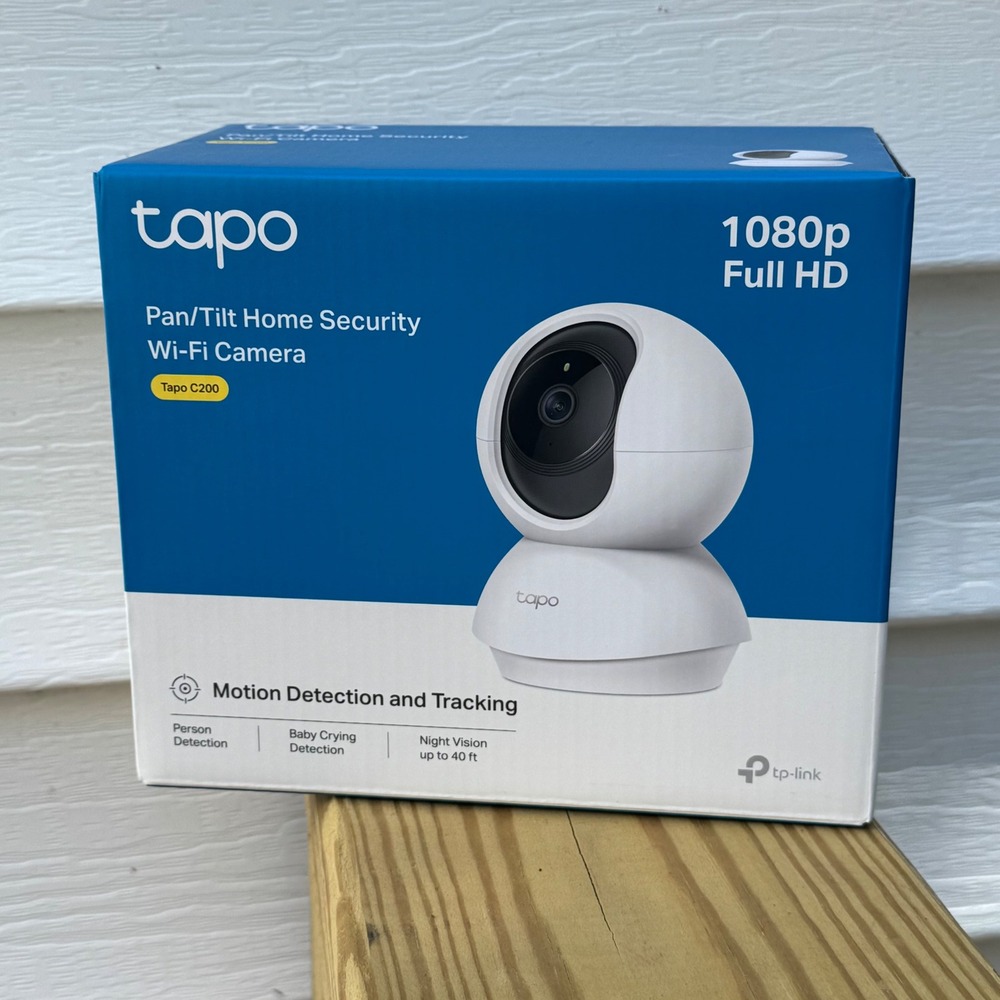 TP-Link Tapo C200 Pan/Tilt Home Security Wi-Fi Camera 1080p HD White New